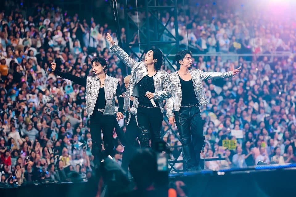 정말 덕분에 너무 행복했다💕

2023.07.21~ 2024.05.26
Goodbye FOLLOW 💎

#240529